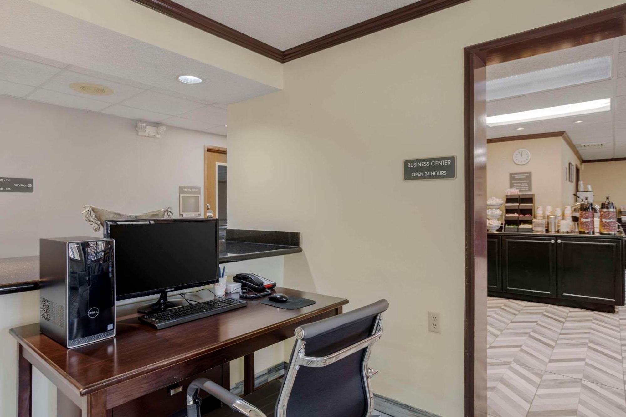 Comfort Inn & Suites Brentwood Esterno foto
