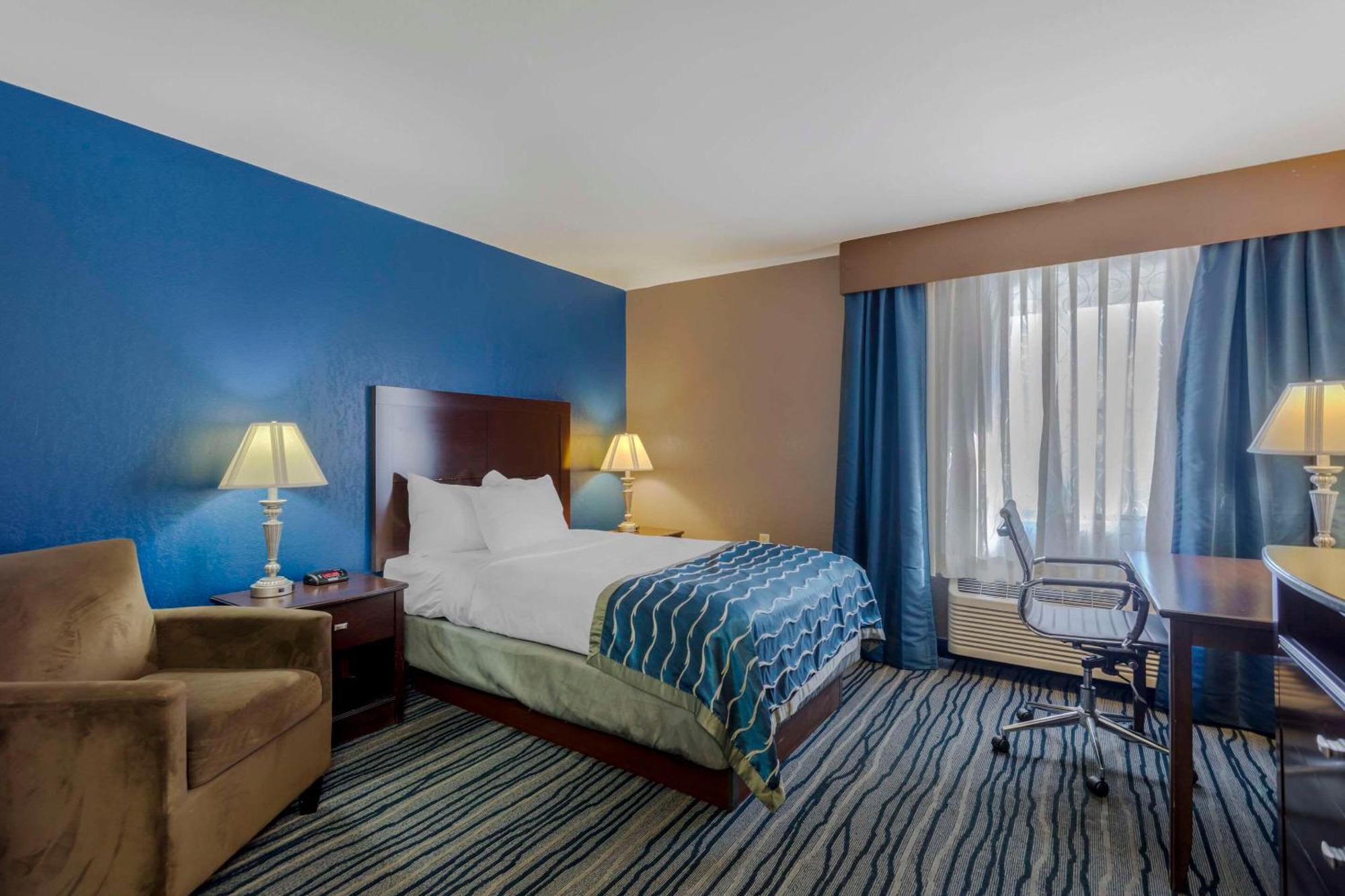 Comfort Inn & Suites Brentwood Esterno foto